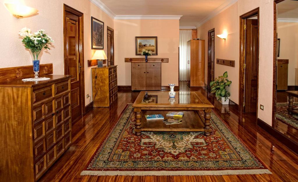 ברמאו Hotel Txaraka מראה חיצוני תמונה