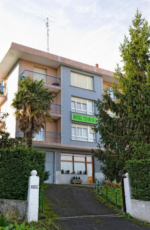 ברמאו Hotel Txaraka מראה חיצוני תמונה