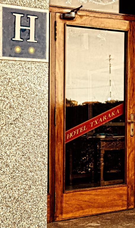 ברמאו Hotel Txaraka מראה חיצוני תמונה